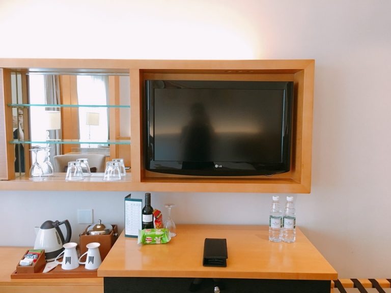 ベッドからテレビ