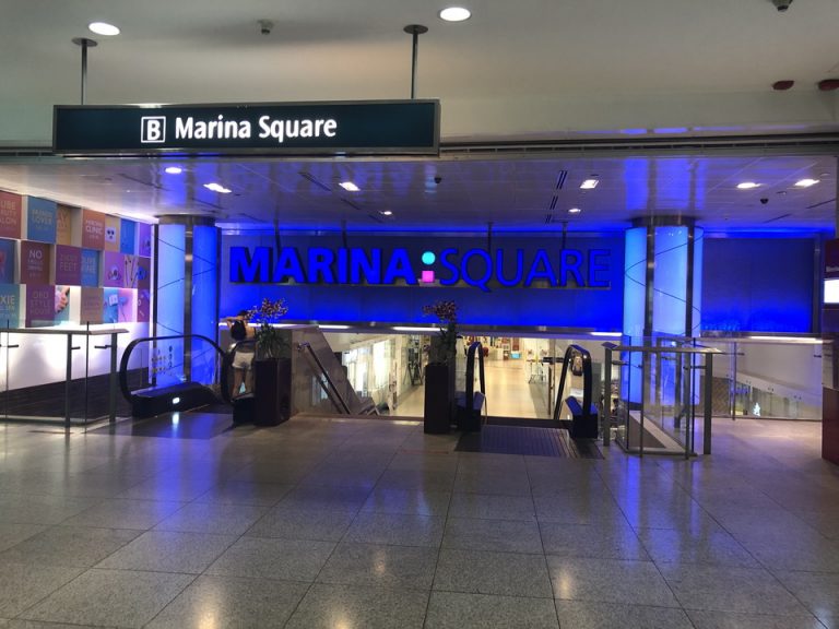 Esplanade駅から行き方