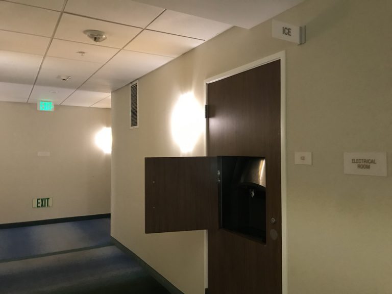 扉を開けなければ気づきません