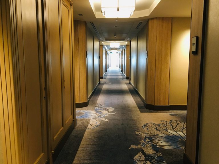 客室階廊下2