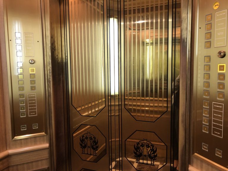 タワー館エレベーター(1)