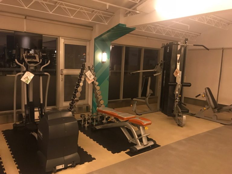 フィットネスルーム (2)