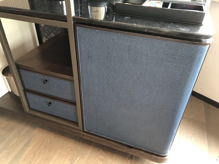 冷蔵庫閉じた状態