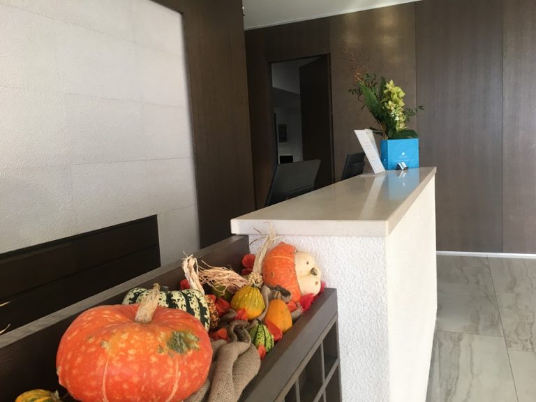 フロントデスク(1)