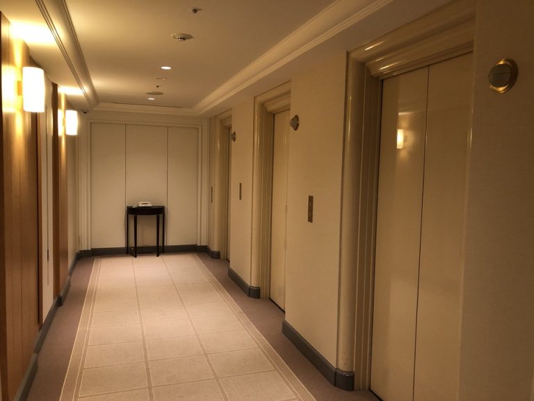 客室階14階 エレベーターホール