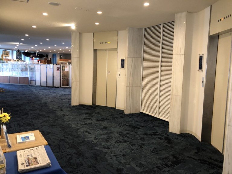 フロント階エレベーター