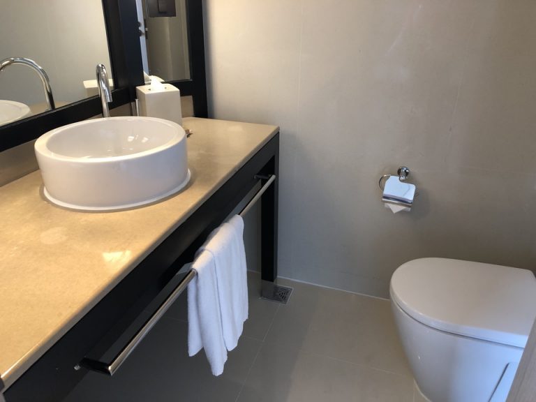 洗面台2&トイレ2