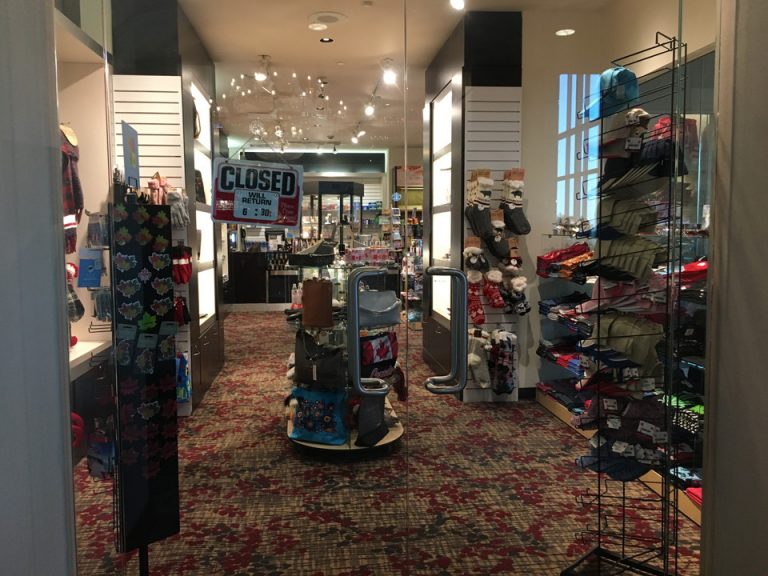 ショップ外観 (2)