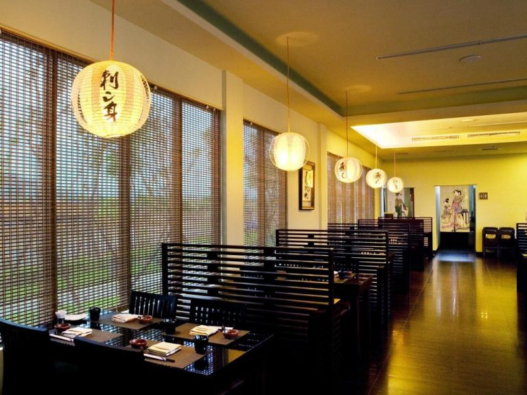 215799_15082611470035082753