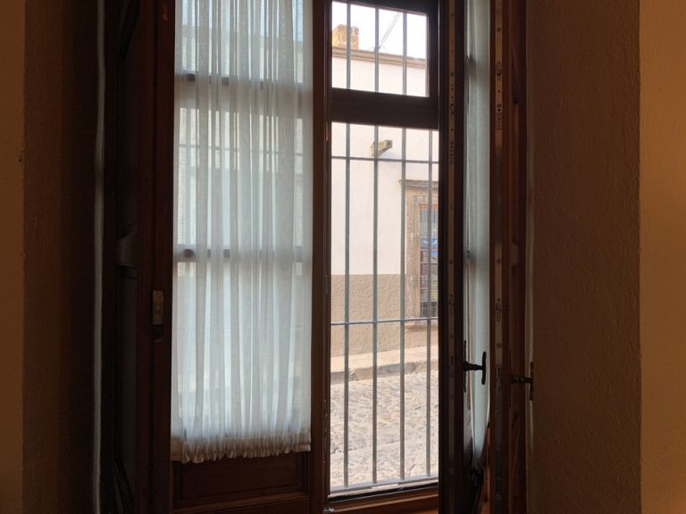 客室・窓(風景)