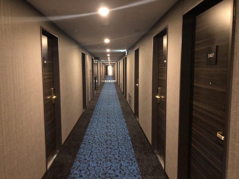客室階廊下
