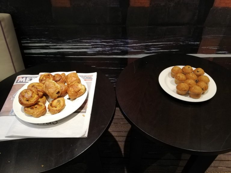 フロントにあったウェルカムブレッド1