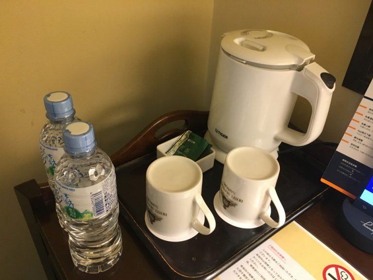 グラス・カップ