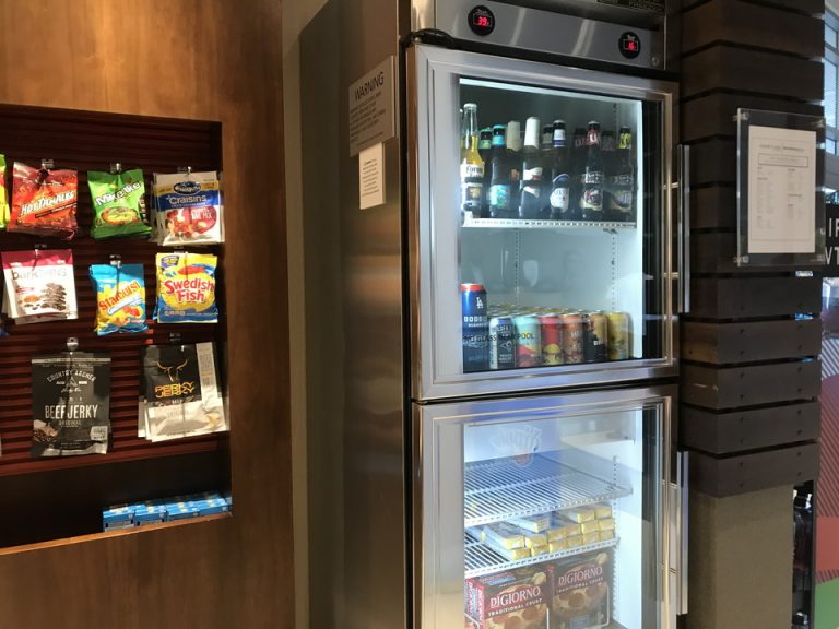 スナックコーナーもありました