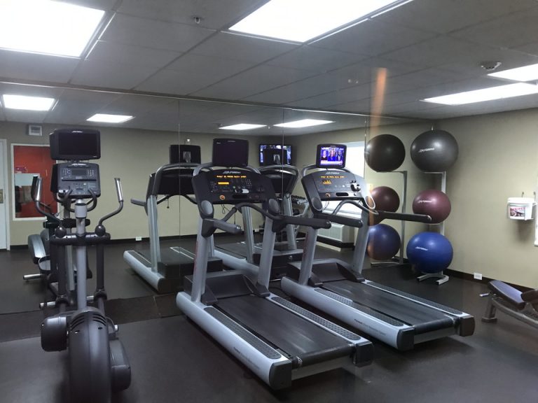 フィットネスセンター