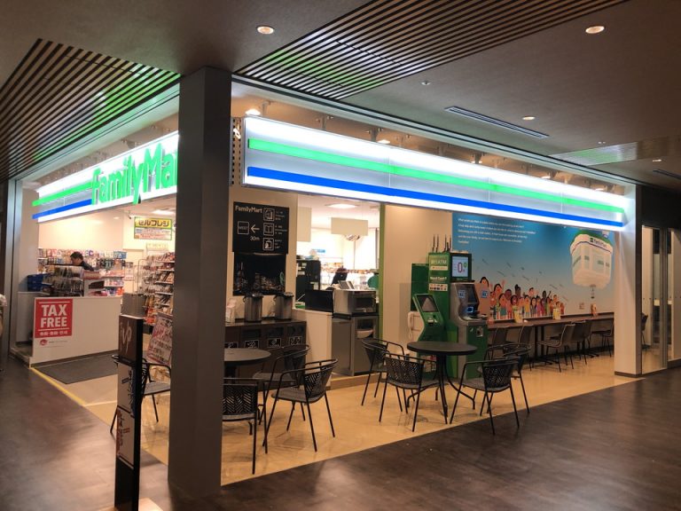 大浴場側コンビニ