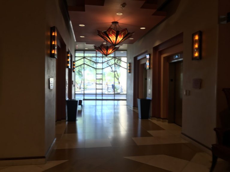 エレベーターホール