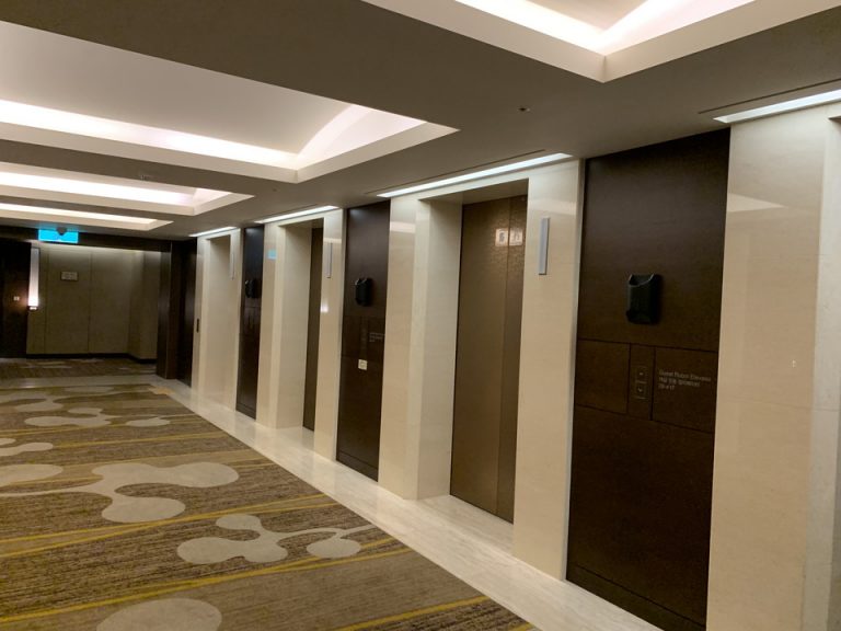エレベーター_エレベーターホール客室階