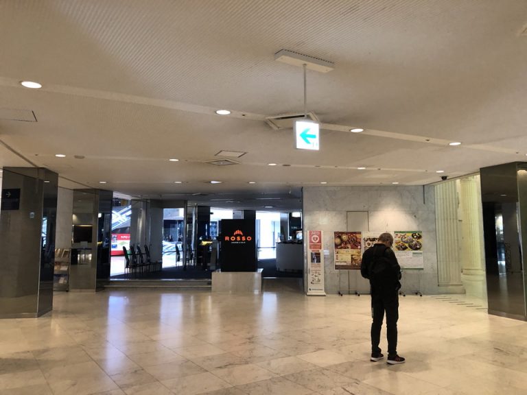 ロビー