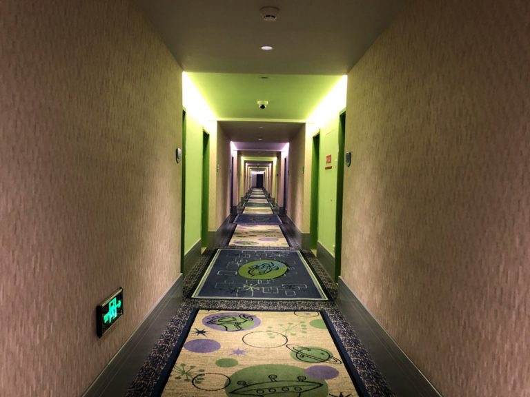 客室廊下全体_01