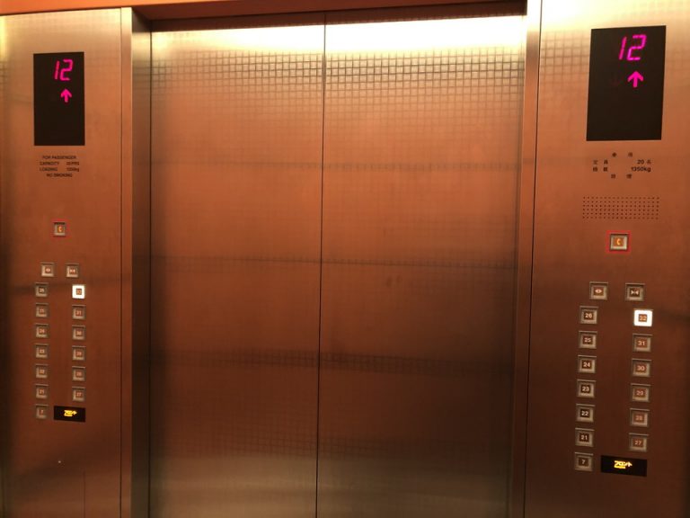 高層階専用エレベーター アネックスタワー(3)