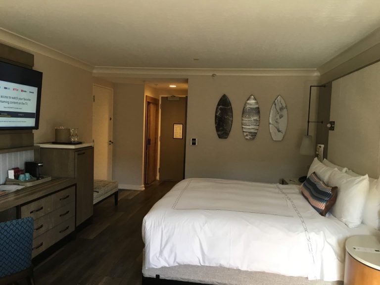 客室全体(入口方面)