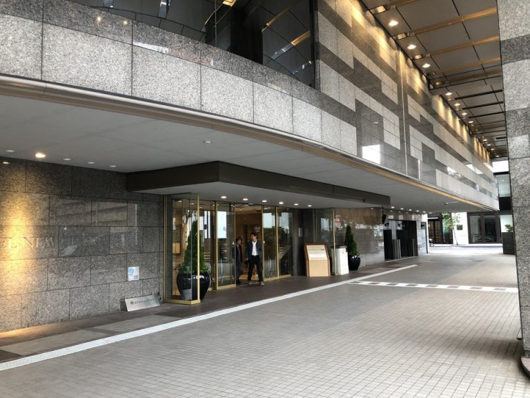 タワー館 エントランス(6)