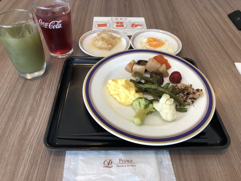 朝食
