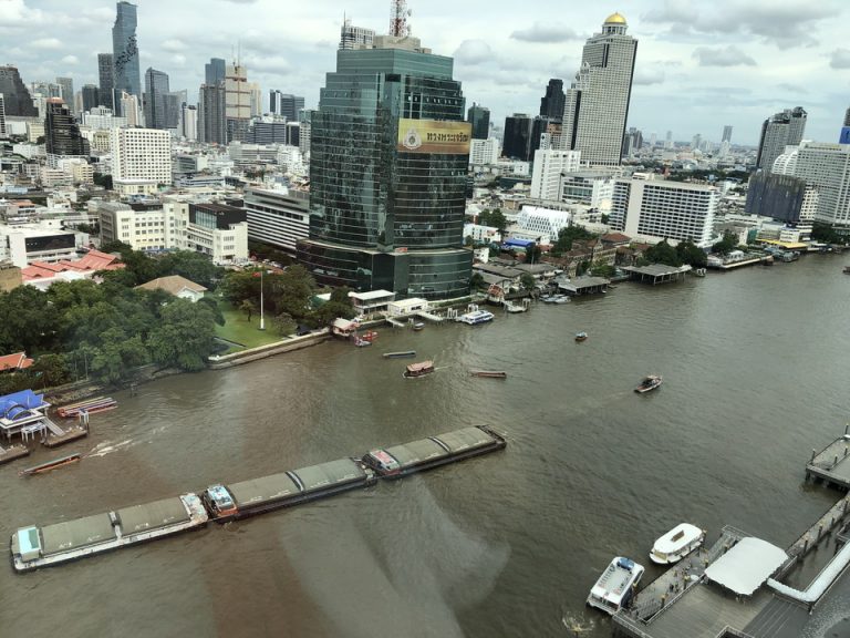 部屋からの眺望(1)