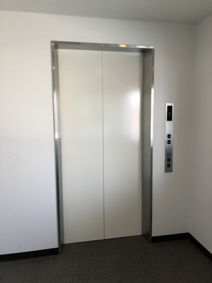 エレベーターホール客室階