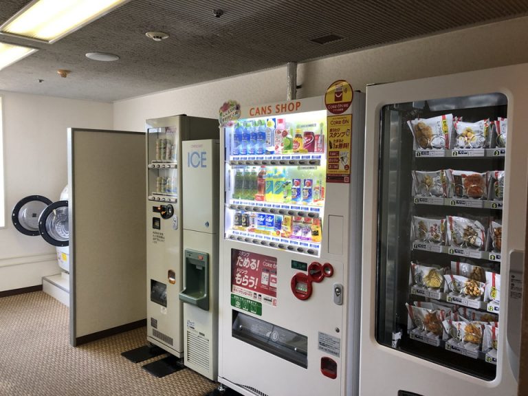 自販機とコインランドリー