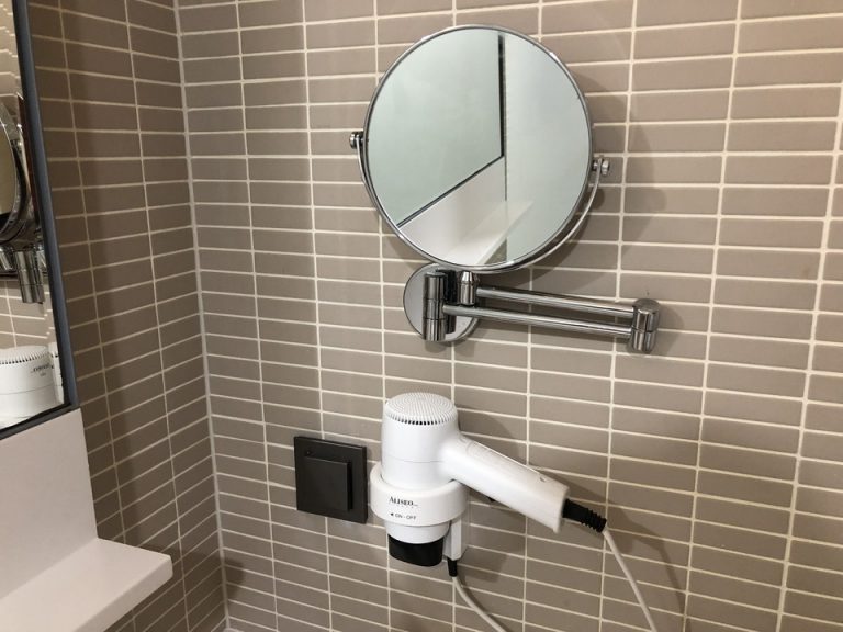 ドライヤーミラー