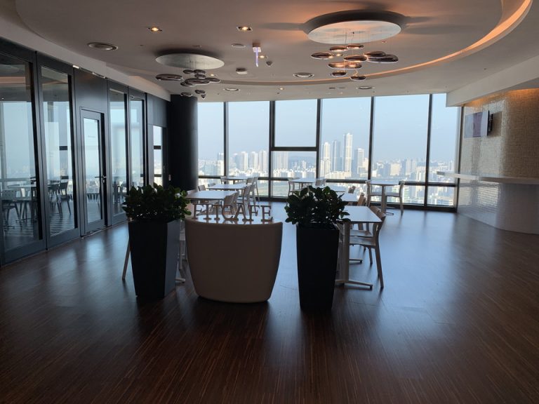 館内レストラン&BAR_外観(入口)2