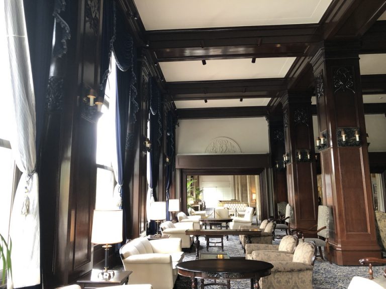 本館2Fロビー(2)