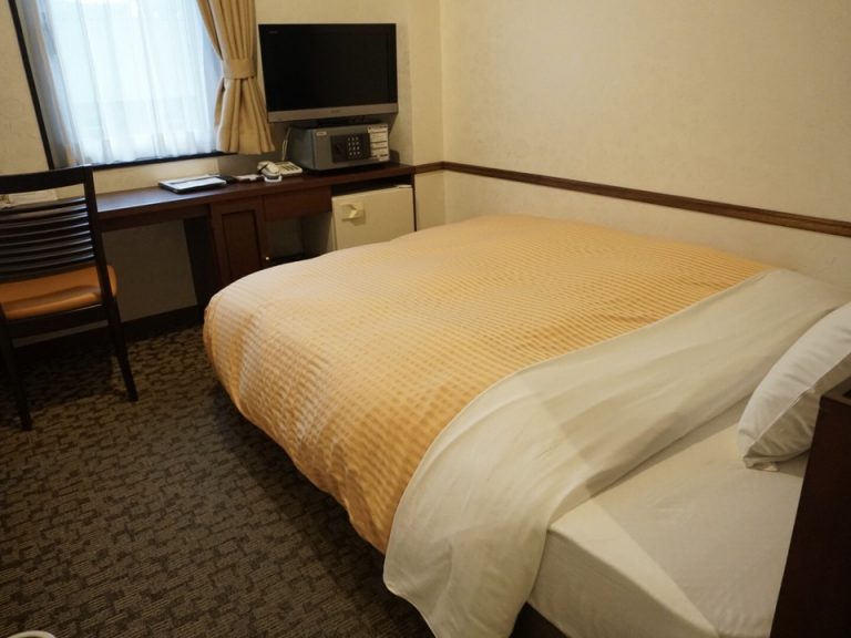 セミダブルベッド