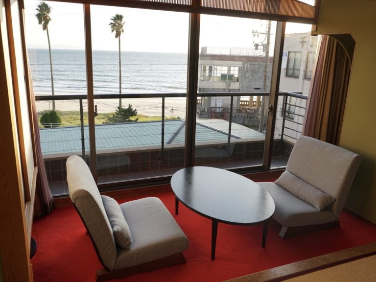 落ち着く室内テラス