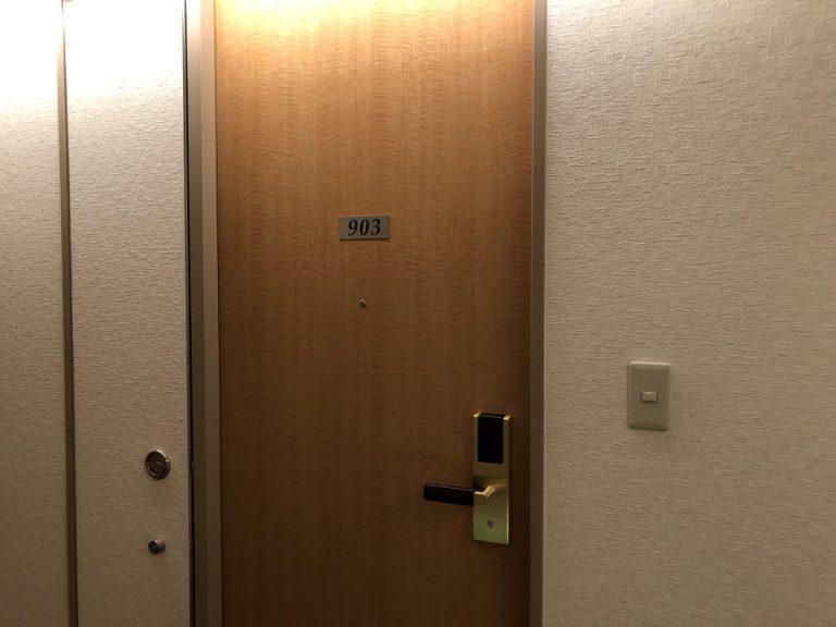 ドア外観