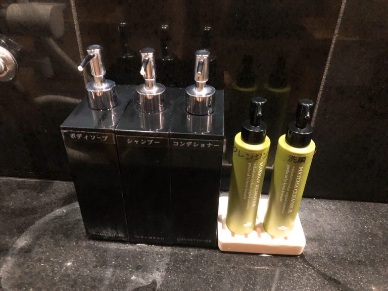 HINOKIのシャンプーリンスは驚くほど髪がしっとりに