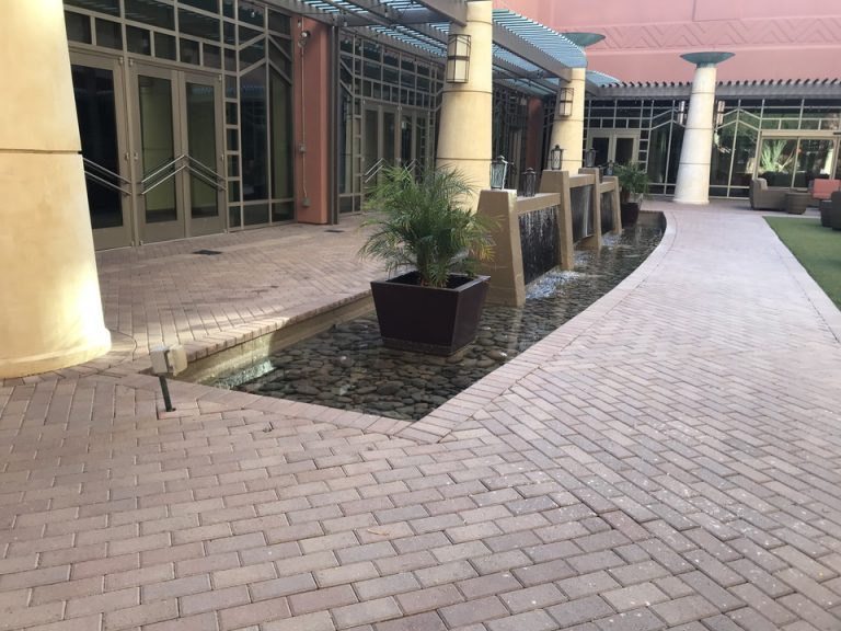 アリゾナは砂漠のように想像を超えて暑いのでこういう水系がとてもいやされました