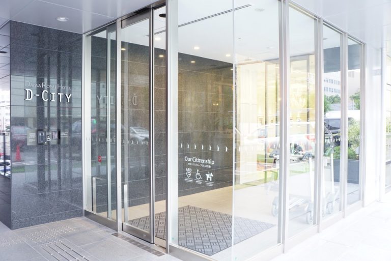 エントランス外観