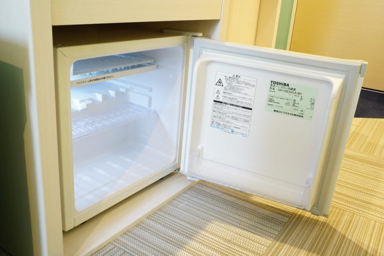 冷蔵庫扉開けた状態