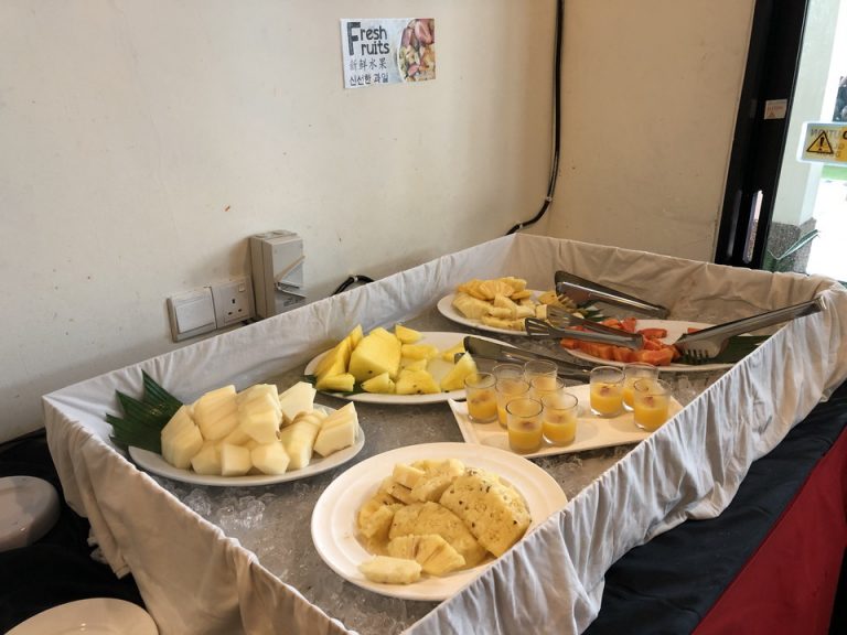 朝食ビュッフェ2