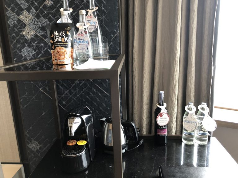 ミニバー・カフェコーナー(1)