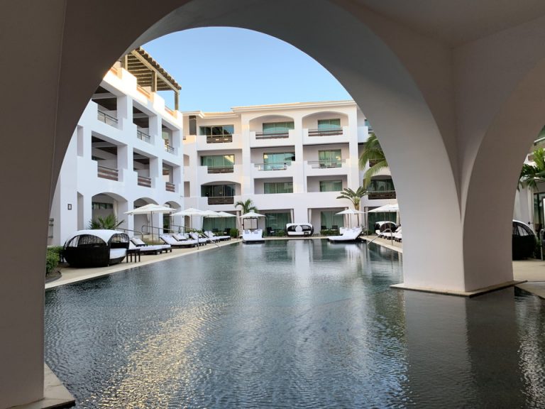 ファミリープール