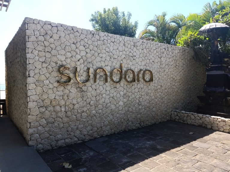 レストラン入り口1