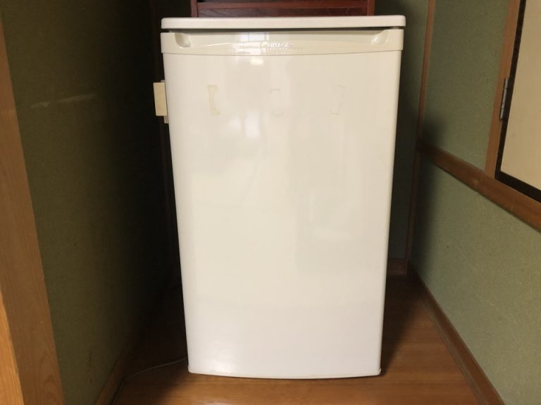 冷蔵庫(閉じた状態)