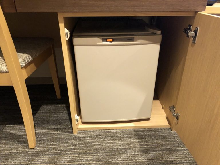 冷蔵庫閉めた状態