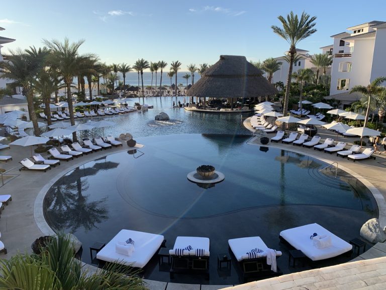 インフィニティープール