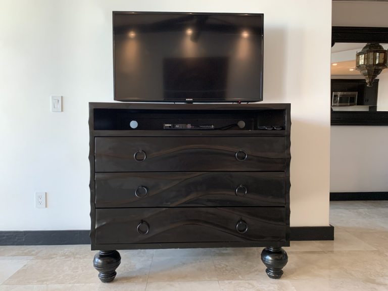 客室 リビングルームのテレビ