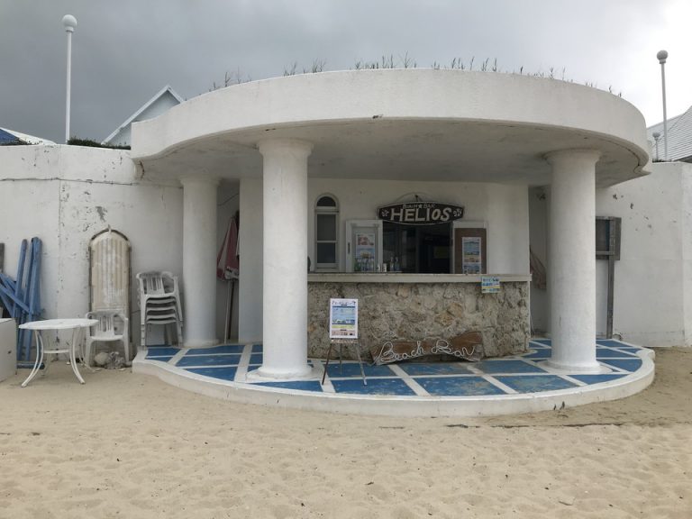 ビーチバー